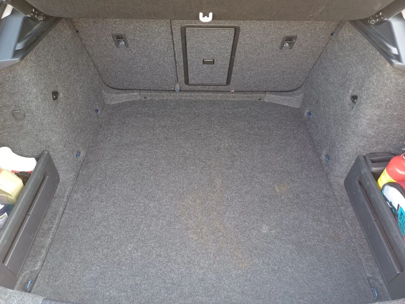 Skoda Octavia 1.6, снимка 10 - Автомобили и джипове - 52754440