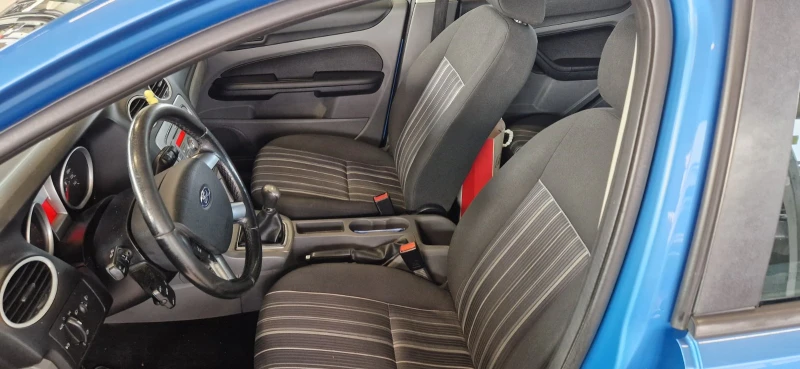 Ford Focus, снимка 7 - Автомобили и джипове - 52881599