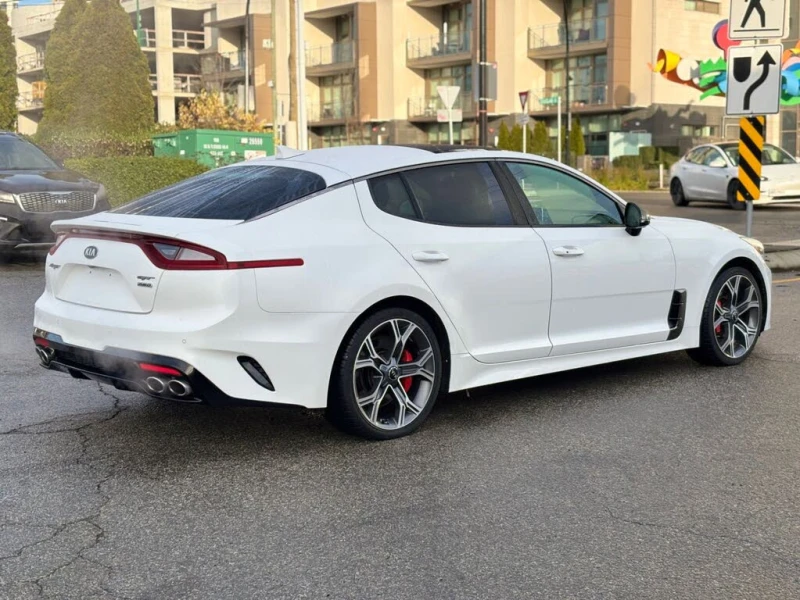 Kia Stinger GT2 LIMITED| ПАНО| BLIND SPOT, снимка 6 - Автомобили и джипове - 53214608