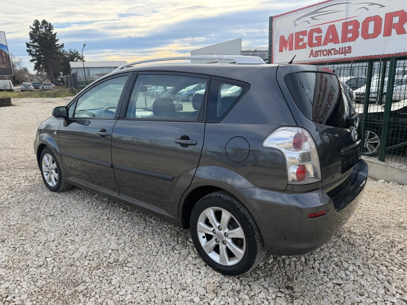 Toyota Corolla verso 2.2D4D/136p.s-Facelift, снимка 4 - Автомобили и джипове - 53264344