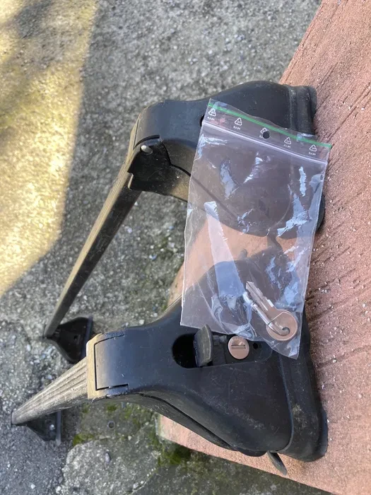 Mitsubishi Carisma, снимка 13 - Автомобили и джипове - 51857024