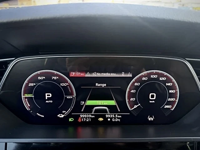 Audi E-Tron, снимка 11 - Автомобили и джипове - 54114636