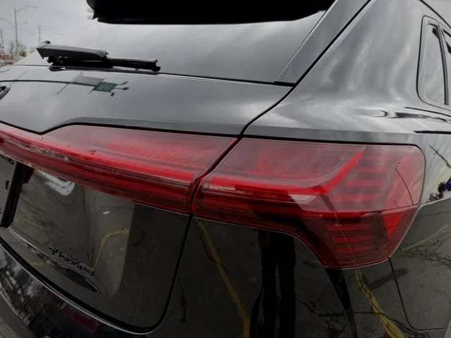 Audi E-Tron, снимка 6 - Автомобили и джипове - 54114636