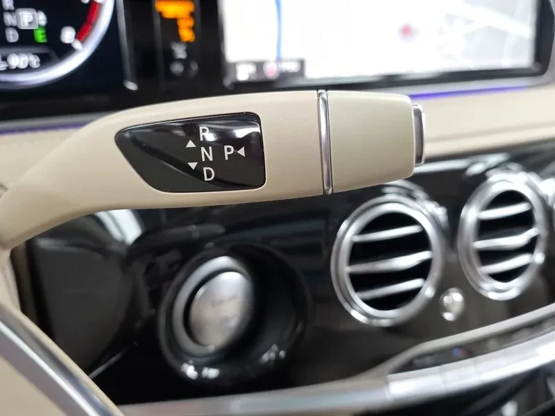 Mercedes-Benz S 500 4Matic, снимка 9 - Автомобили и джипове - 56670352