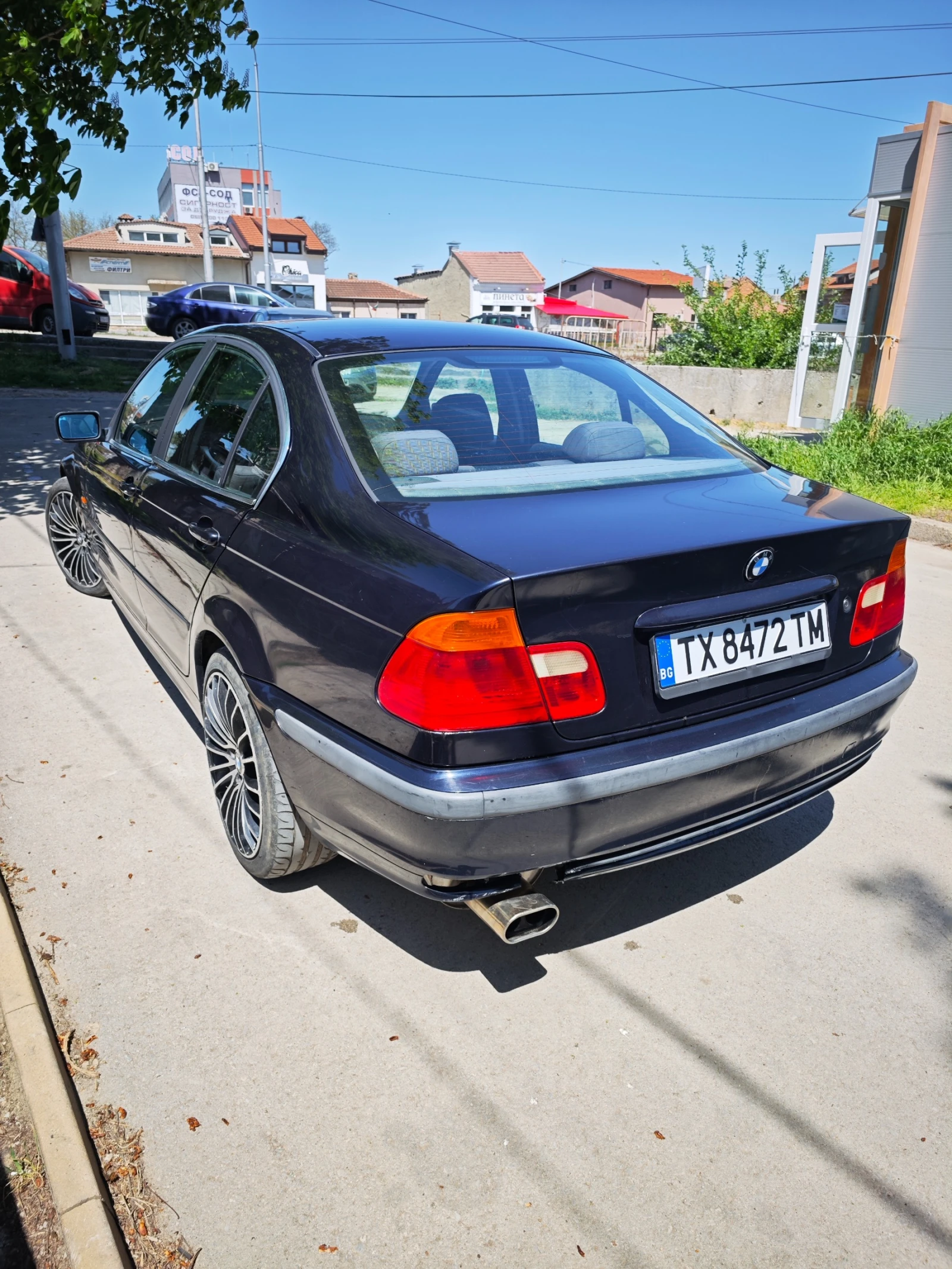BMW 323 2.5 170кс - изображение 10