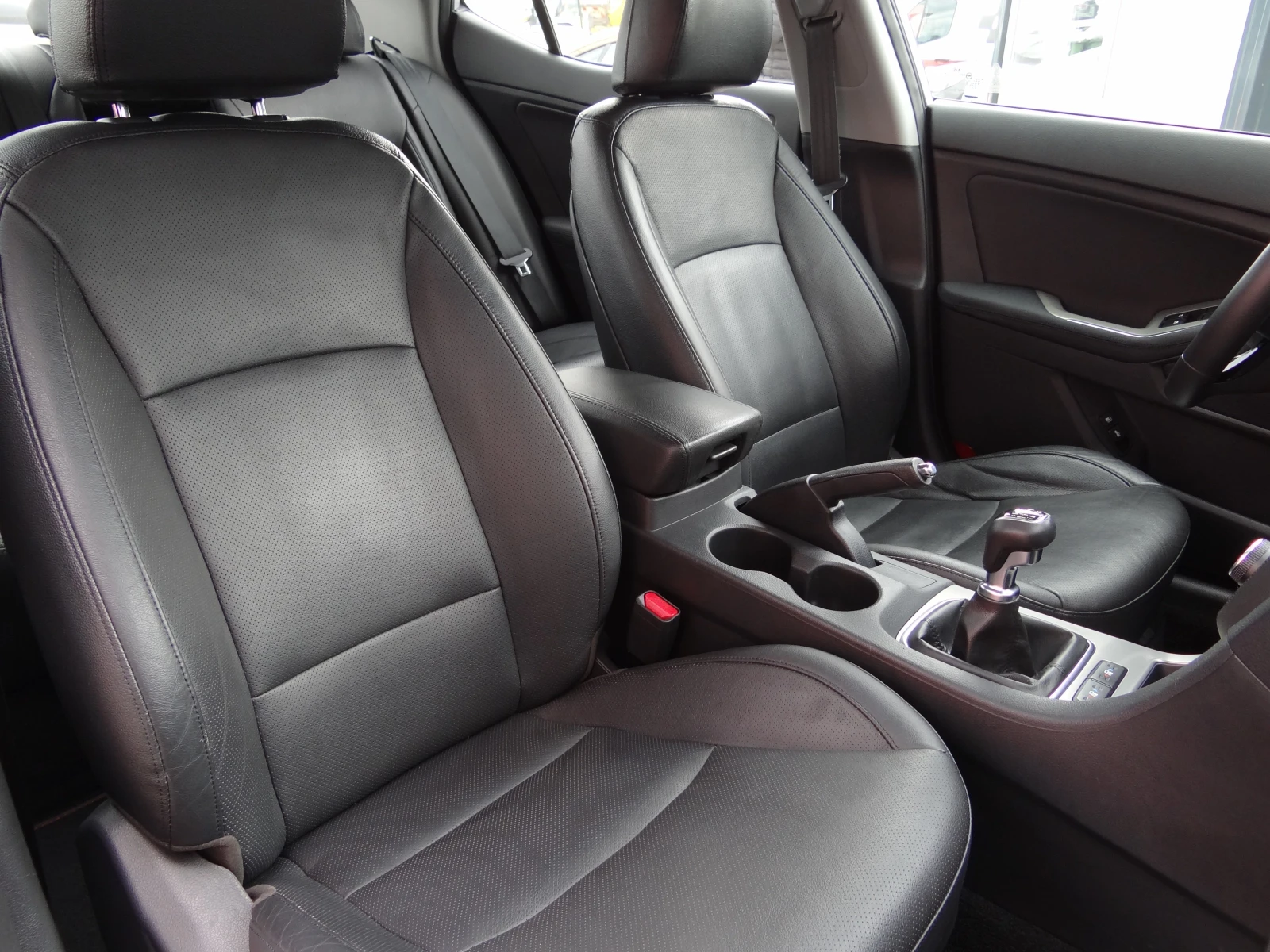 Kia Optima 1.7crdi /Navi/Koja/Panorama/Camera/Xenon/Keyless/ | Mobile.bg   11