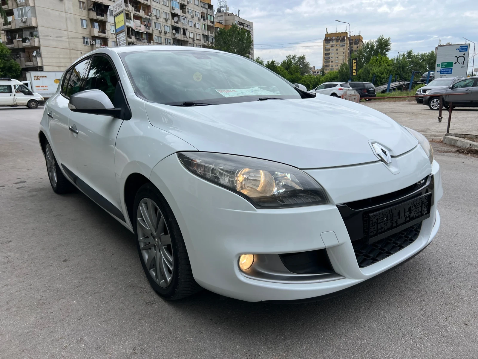 Renault Megane 1.5 DCI GT-Line Нави - изображение 6