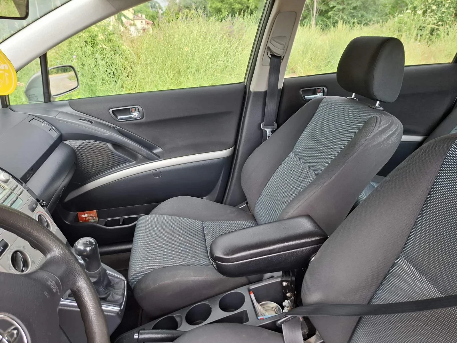 Toyota Corolla verso 1, 6 ГАЗ - изображение 4