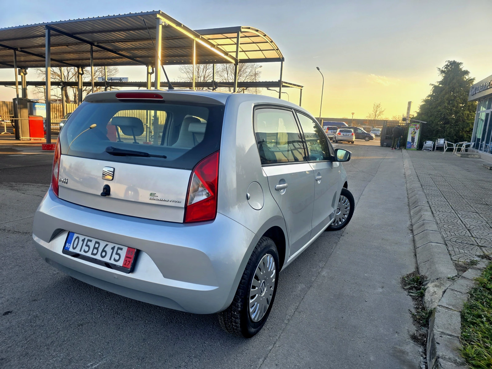 Seat Mii 95хил.км/1.0i - изображение 4
