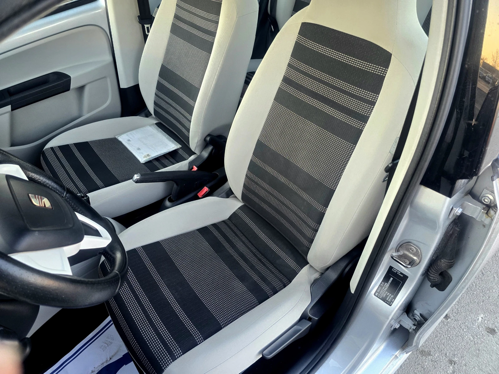 Seat Mii 95хил.км/1.0i - изображение 8