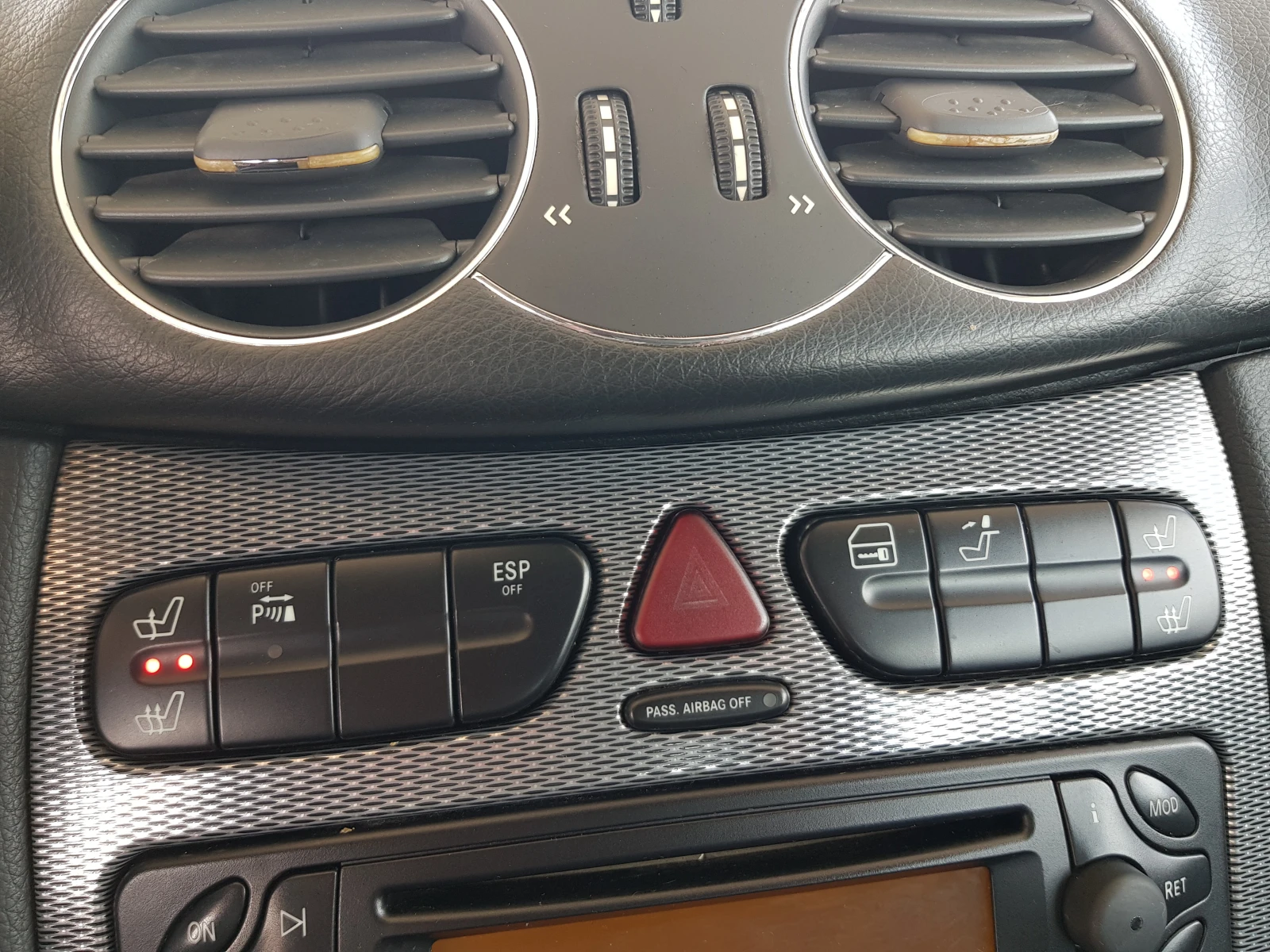 Mercedes-Benz CLK 200 KOMPRESSOR ГАЗОВ ИНЖЕКЦИОН АВТОМАТИК ИТАЛИЯ | Mobile.bg — изображение 16