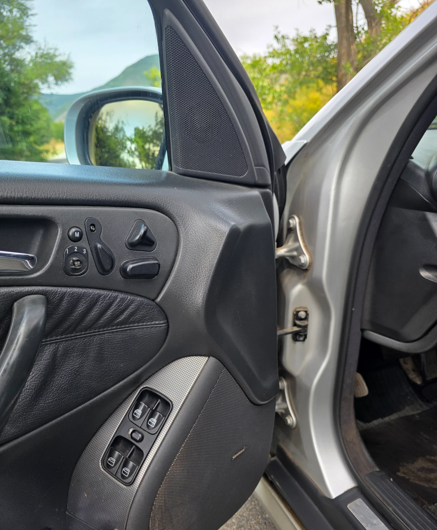 Mercedes-Benz C 320 3.2 бензин/газ - изображение 8