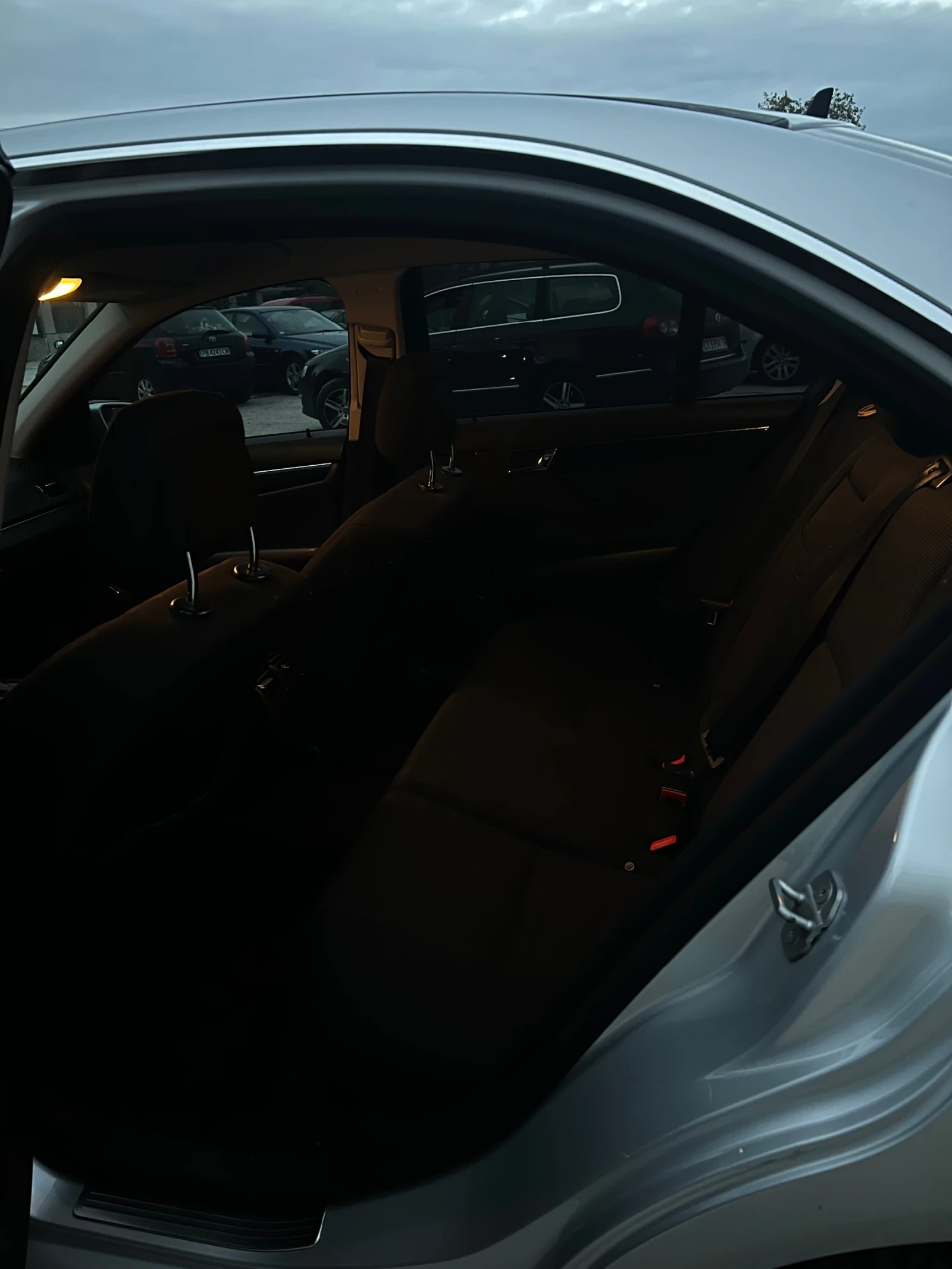 Mercedes-Benz C 220 | Mobile.bg � ����������� 11