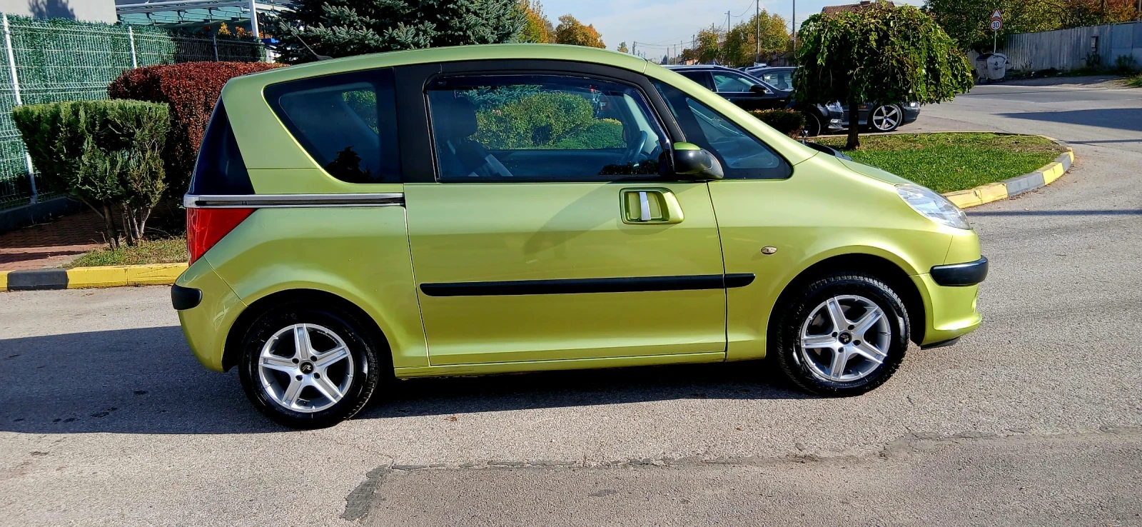 Peugeot 1007 1.4 HD 125 000 км  - изображение 6