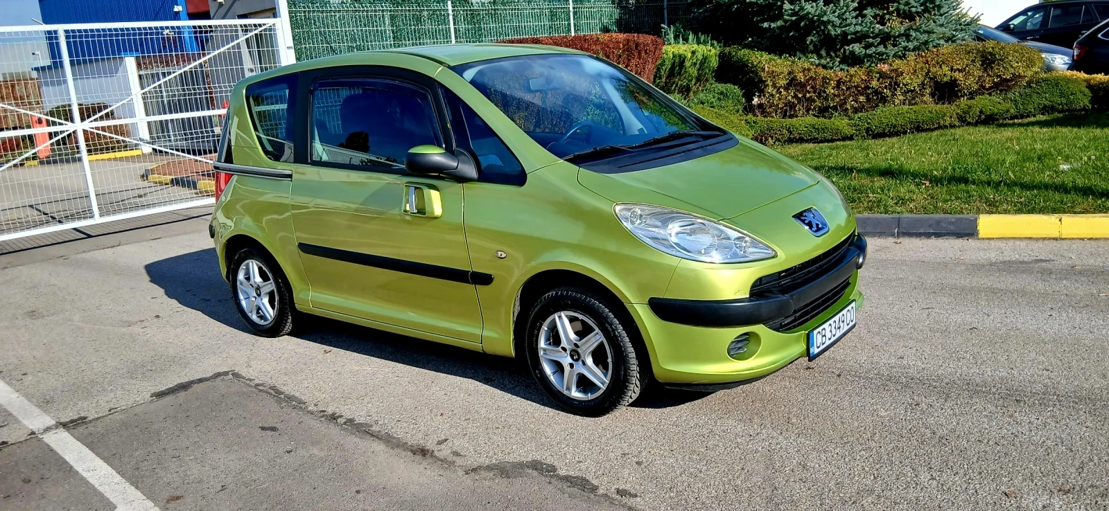 Peugeot 1007 1.4 HD 125 000 км  - изображение 3