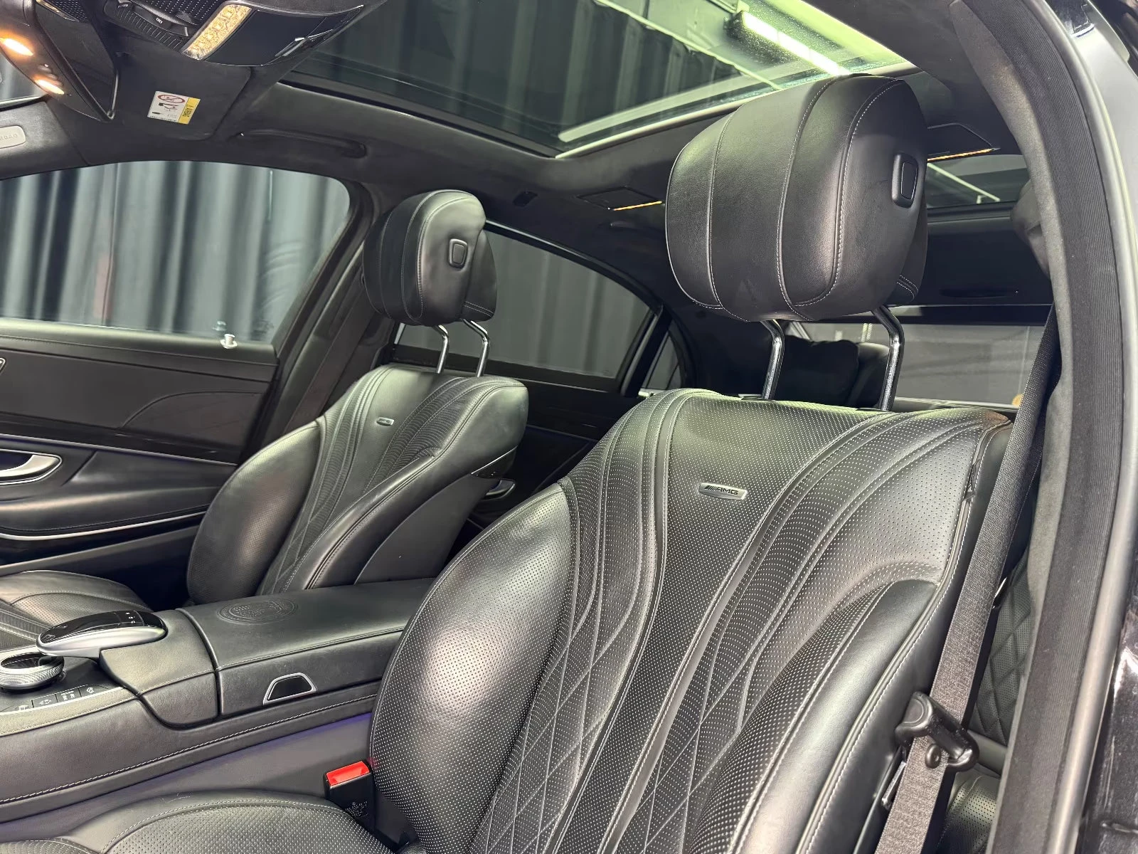 Mercedes-Benz S 63 AMG 4MATIC/585HP/PANO/MASSAGE/BURM/HUD/360/MEMO/608g - изображение 9