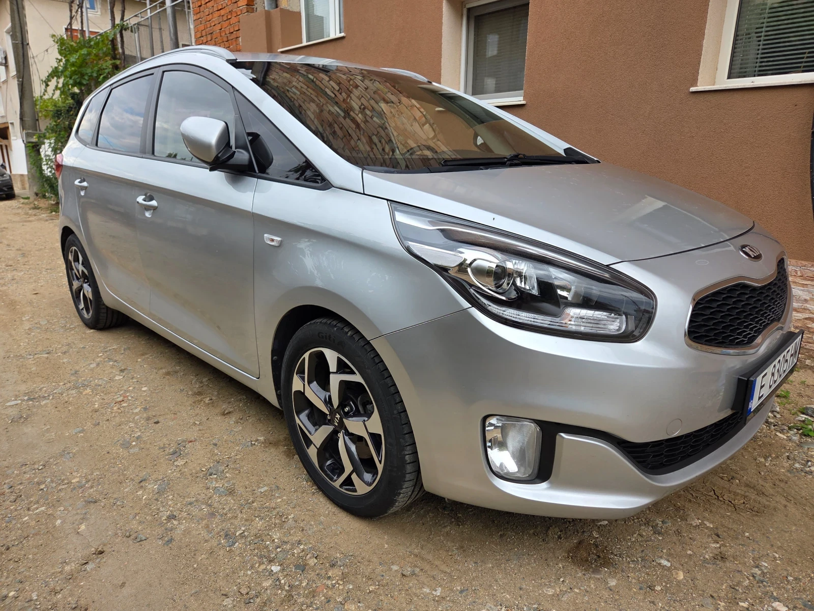 Kia Carens 2.0lpi