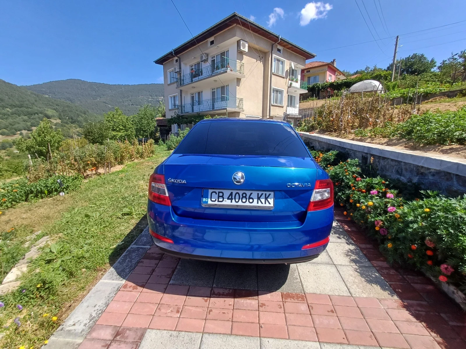 Skoda Octavia 1.6 - изображение 2