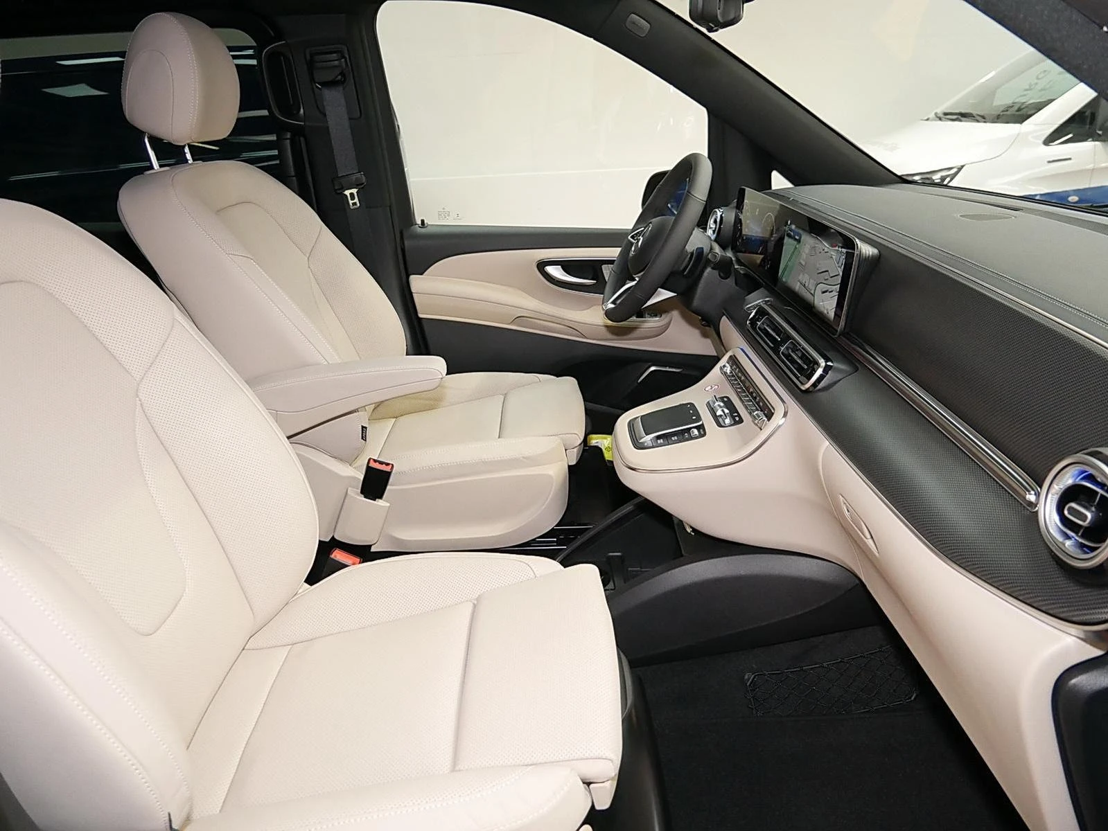 Mercedes-Benz V 300 d/AMG/4M/EXTRALONG/AVANTGARDE/NIGHT/BURM/360 - изображение 10