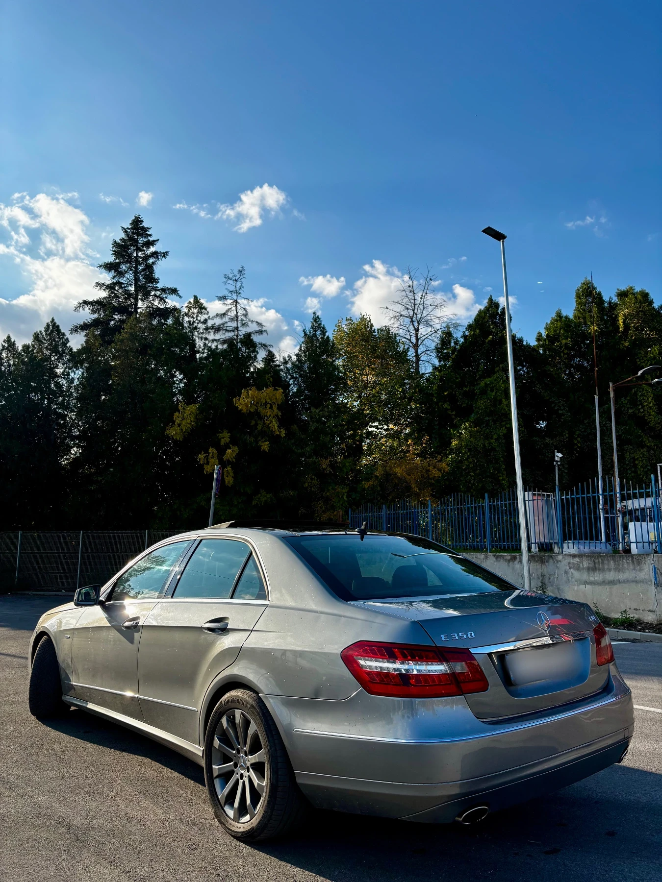 Mercedes-Benz E 350, снимка 4 - Автомобили и джипове - 53894125