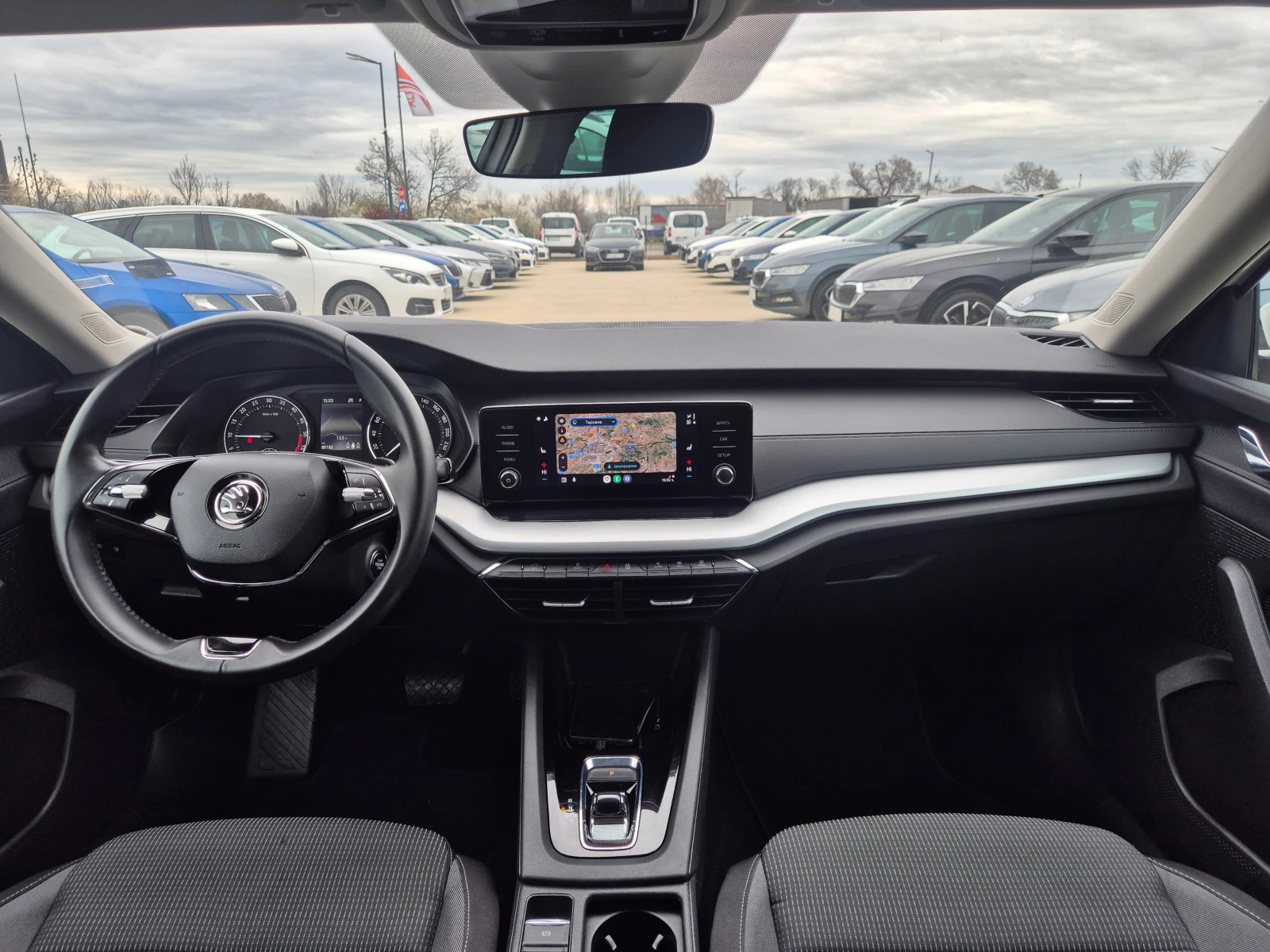 Skoda Octavia С Гаранция 2.0-А/Т-150кс, снимка 15 - Автомобили и джипове - 54030322