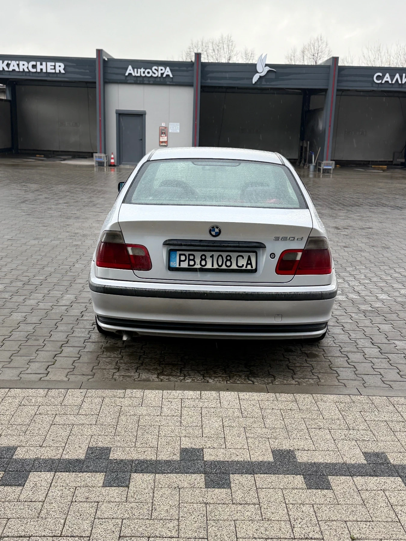 BMW 320, снимка 8 - Автомобили и джипове - 54072706
