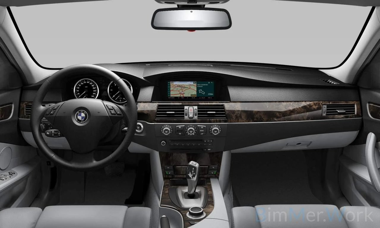 BMW 520, снимка 11 - Автомобили и джипове - 54135769