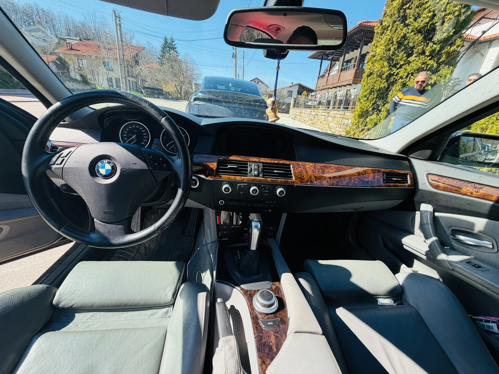 BMW 520, снимка 6 - Автомобили и джипове - 54135769