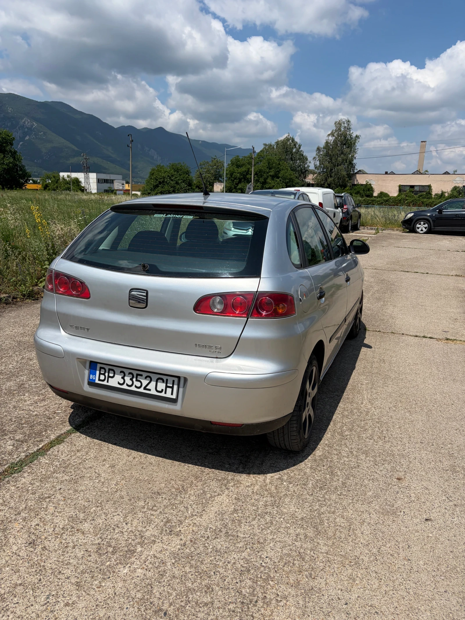 Seat Ibiza 1.9 SDI, снимка 3 - Автомобили и джипове - 55242306