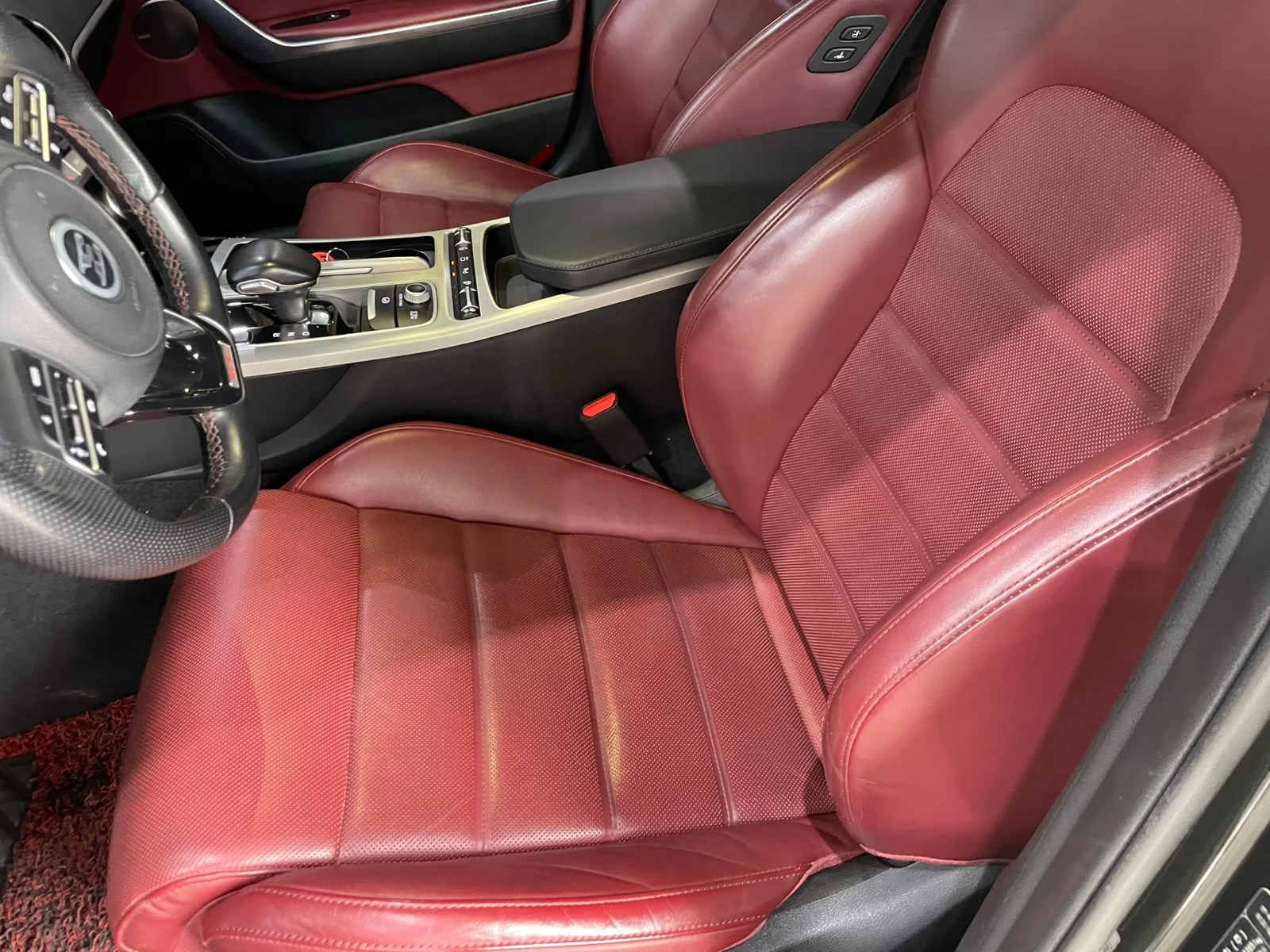 Kia Stinger 3.3 Turbo AWD ! GT !, снимка 7 - Автомобили и джипове - 55284269