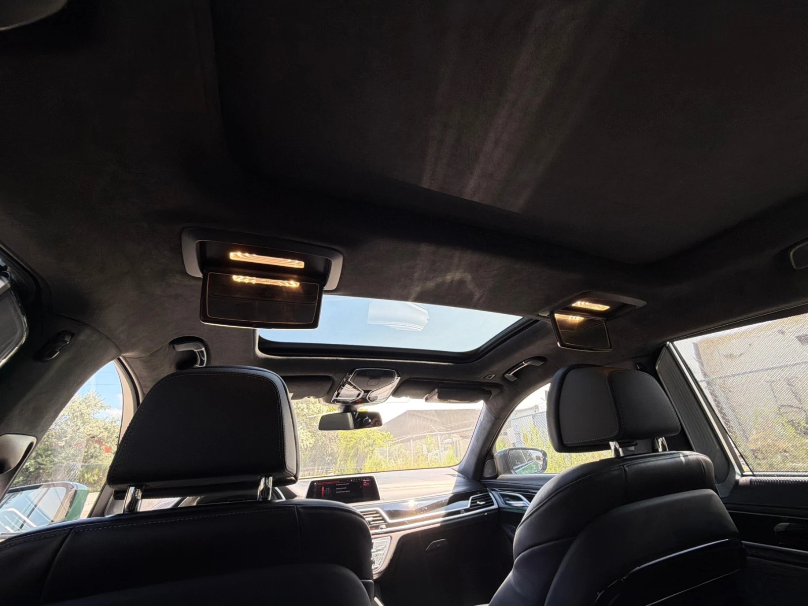 BMW 750 L * xDrive * АвтоКредит * (ЦЕНА ДО БГ), снимка 13 - Автомобили и джипове - 55479245