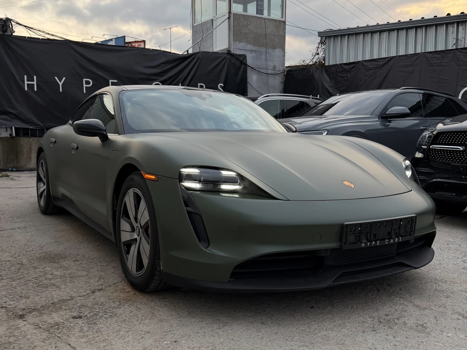 Porsche Taycan 4S PERFORMANCE PLUS 94KWH /Термопомпа/ 123хил км
