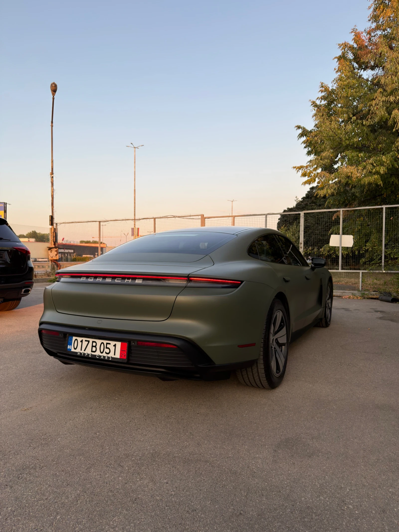 Porsche Taycan 4S PERFORMANCE PLUS 94KWH /Термопомпа/ 123хил км, снимка 5 - Автомобили и джипове - 55814483