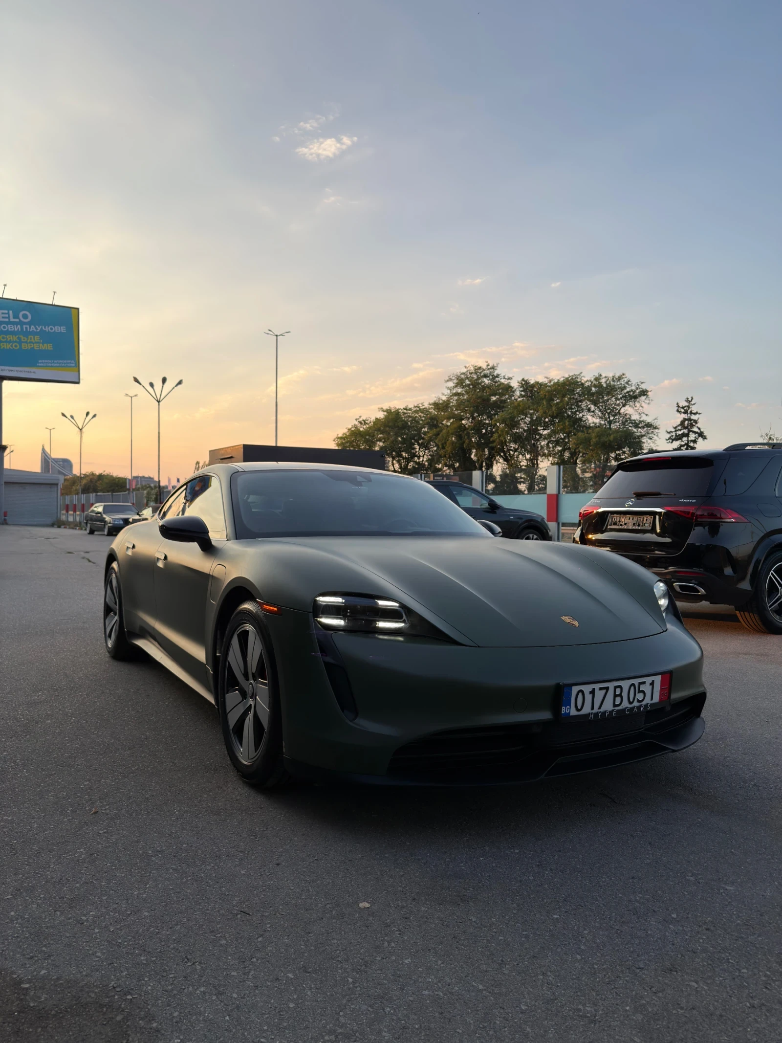 Porsche Taycan 4S PERFORMANCE PLUS 94KWH /Термопомпа/ 123хил км, снимка 4 - Автомобили и джипове - 55814483