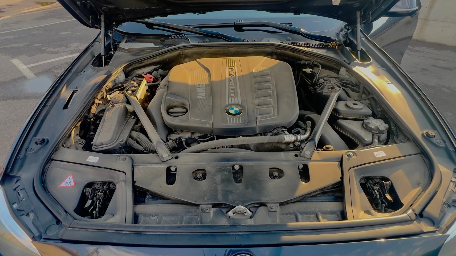 BMW 535 BMW F11 535 Xdrive 313hp, снимка 17 - Автомобили и джипове - 55946930