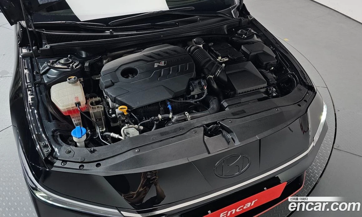 Hyundai Elantra 2.0 N, снимка 6 - Автомобили и джипове - 56155902