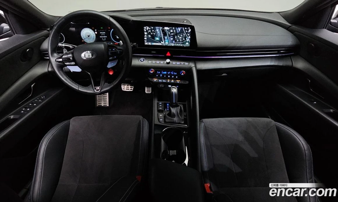 Hyundai Elantra 2.0 N, снимка 10 - Автомобили и джипове - 56155902