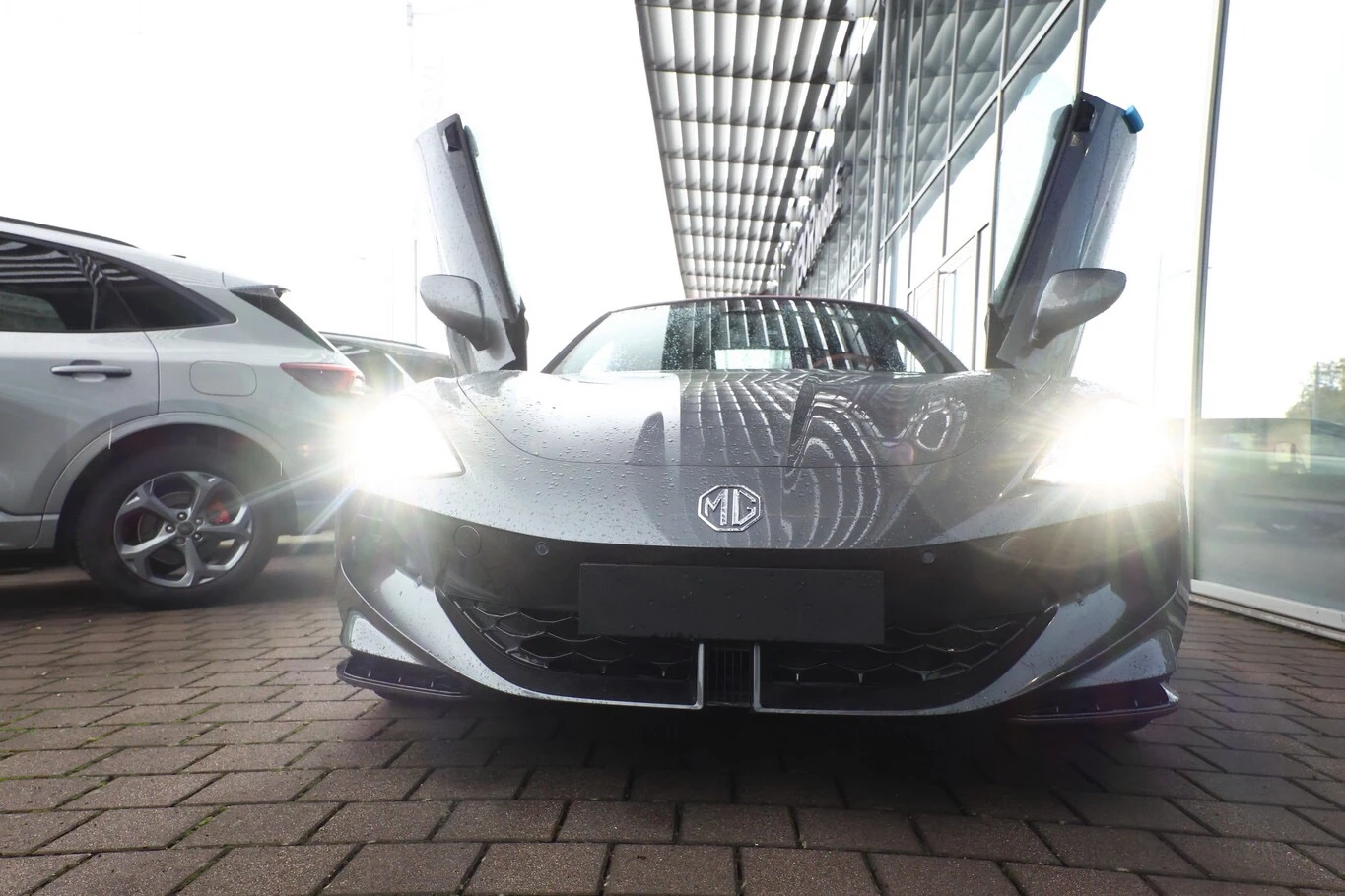 Mg Cyberster XPower 77kWh AWD НОВ