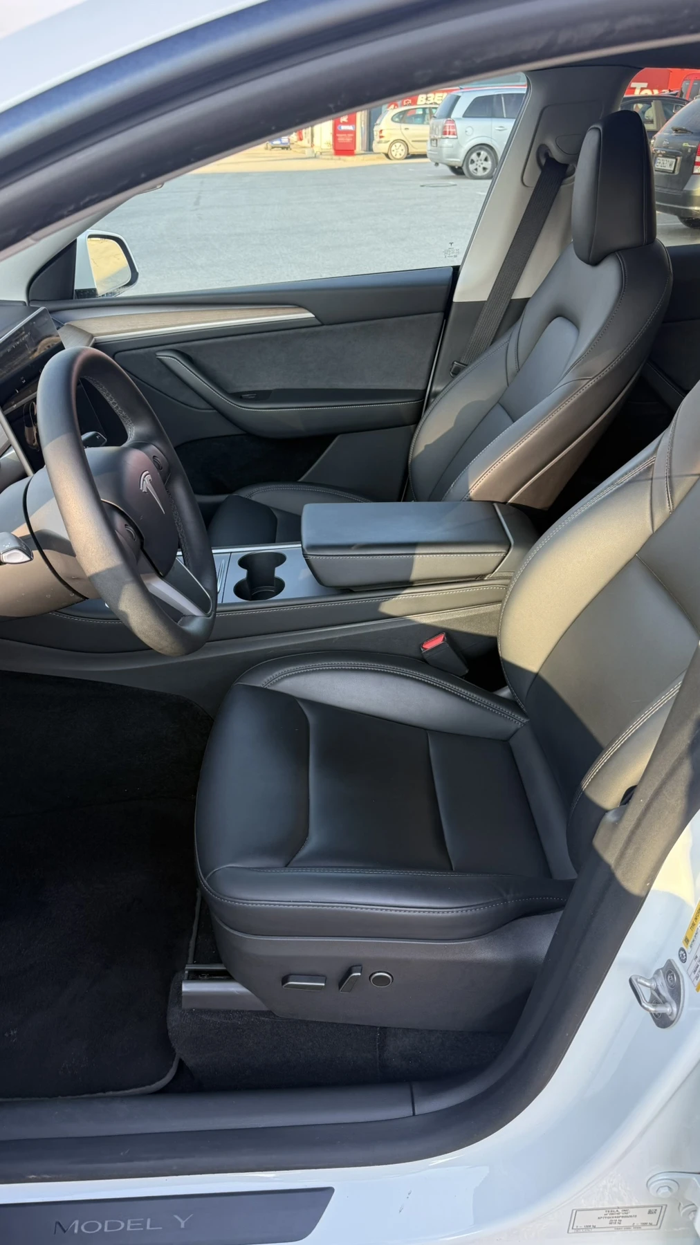 Tesla Model Y LONG RANGE DUAL MOTOR, снимка 4 - Автомобили и джипове - 56509114