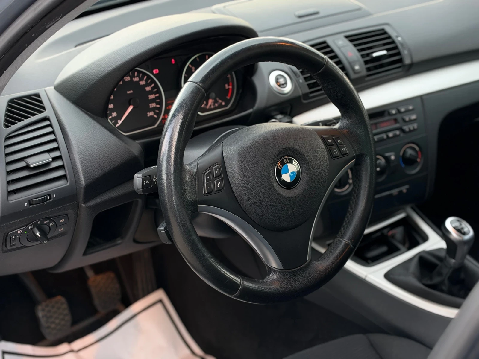 BMW 120 Face-Lift, снимка 7 - Автомобили и джипове - 56743862