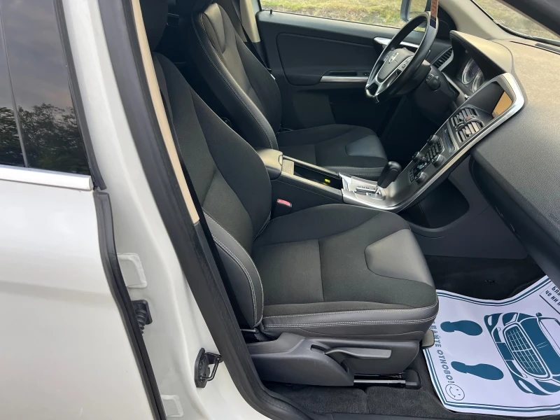 Volvo XC60, снимка 12 - Автомобили и джипове - 52020805