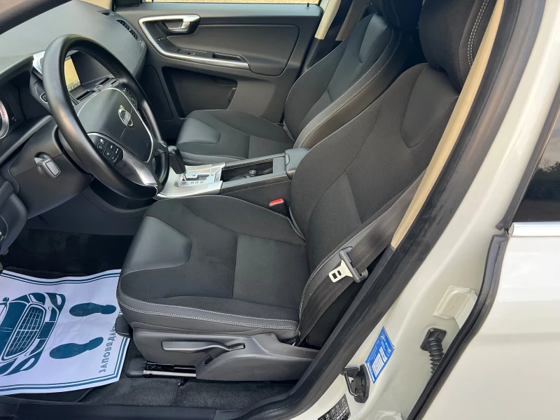 Volvo XC60, снимка 11 - Автомобили и джипове - 52020805