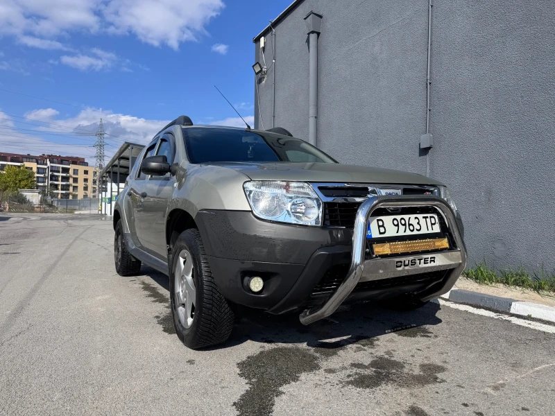 Dacia Duster, снимка 2 - Автомобили и джипове - 52123036