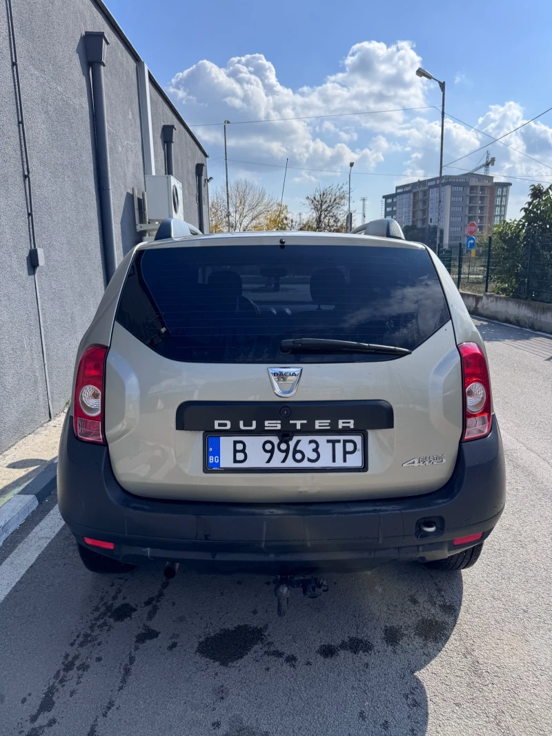Dacia Duster, снимка 3 - Автомобили и джипове - 52123036