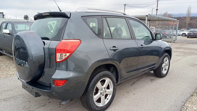 Toyota Rav4 2.2D4D 166 000km, снимка 7 - Автомобили и джипове - 52978422