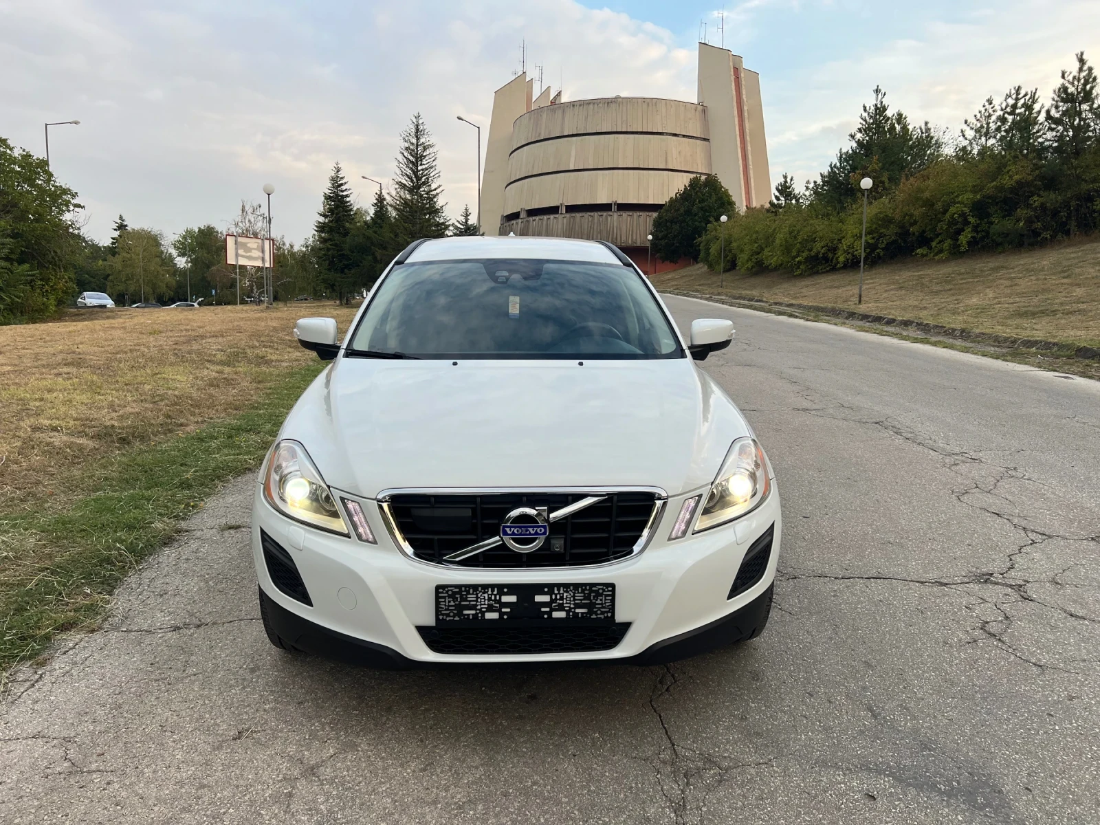Volvo XC60, снимка 1