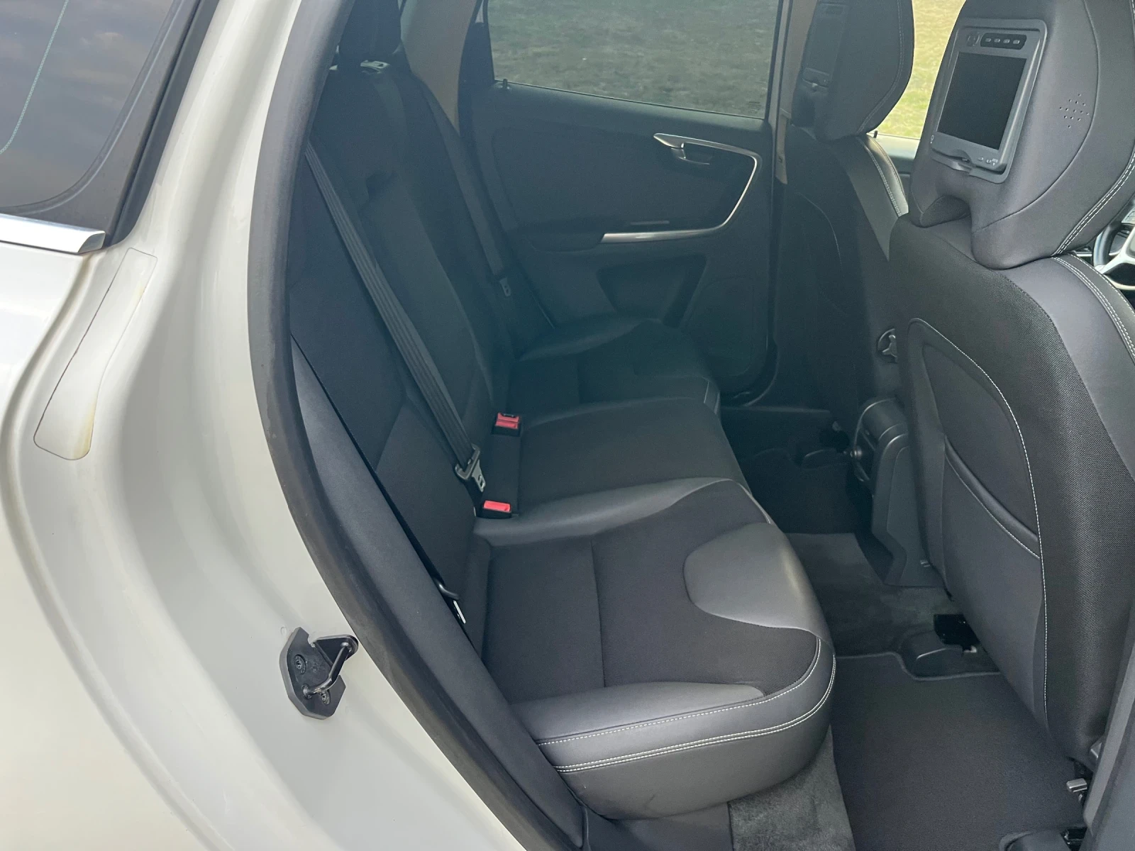 Volvo XC60 | Mobile.bg   13