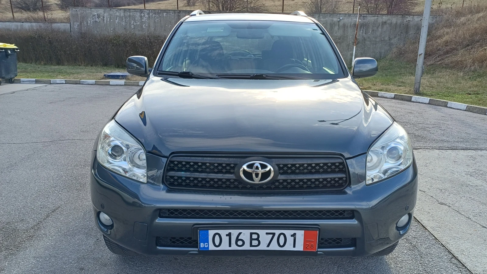 Toyota Rav4 2.2D4D 166 000km - изображение 3