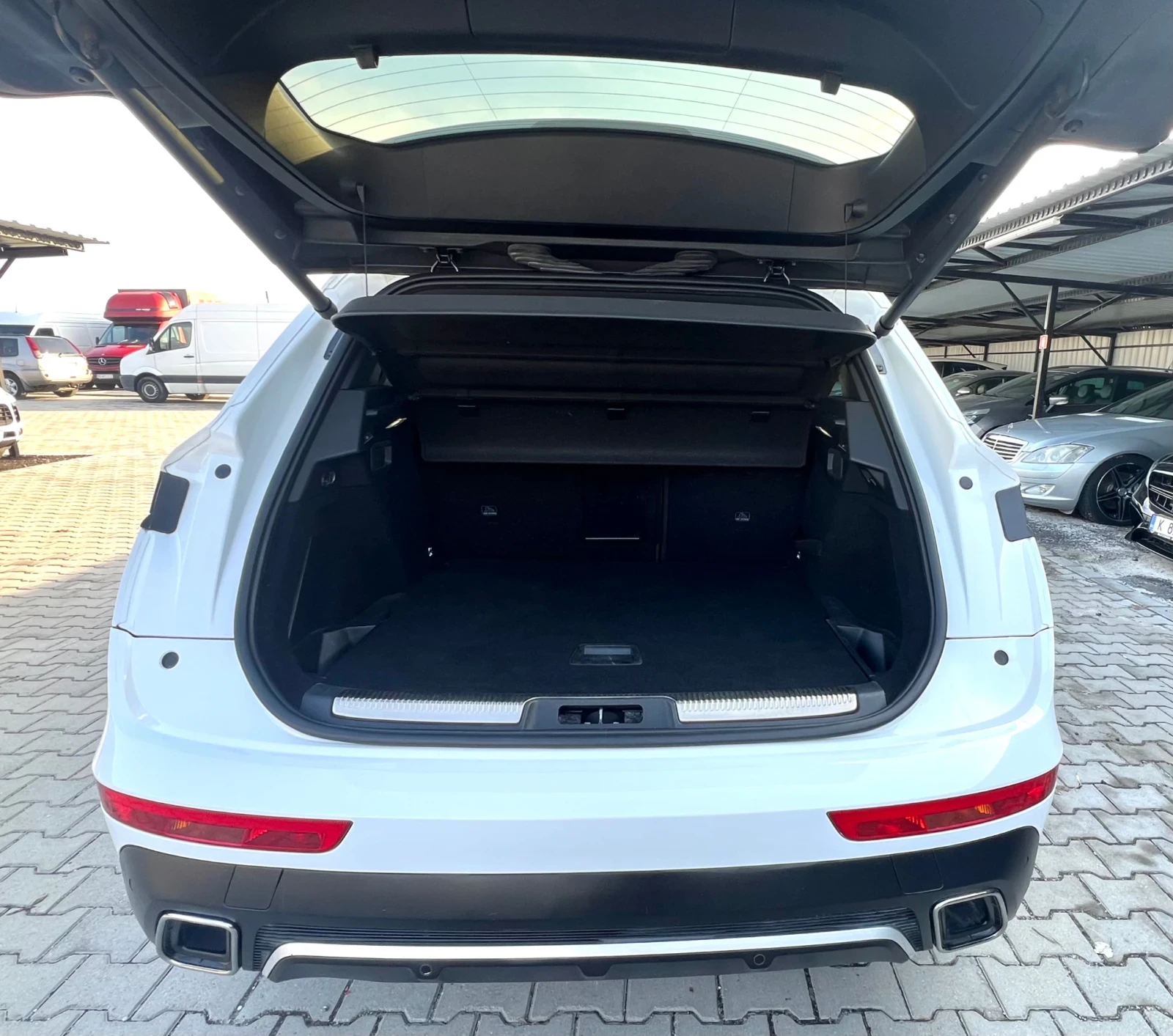 DS DS 7 Crossback 2, 0 HDI 180ks, снимка 11 - Автомобили и джипове - 53825216