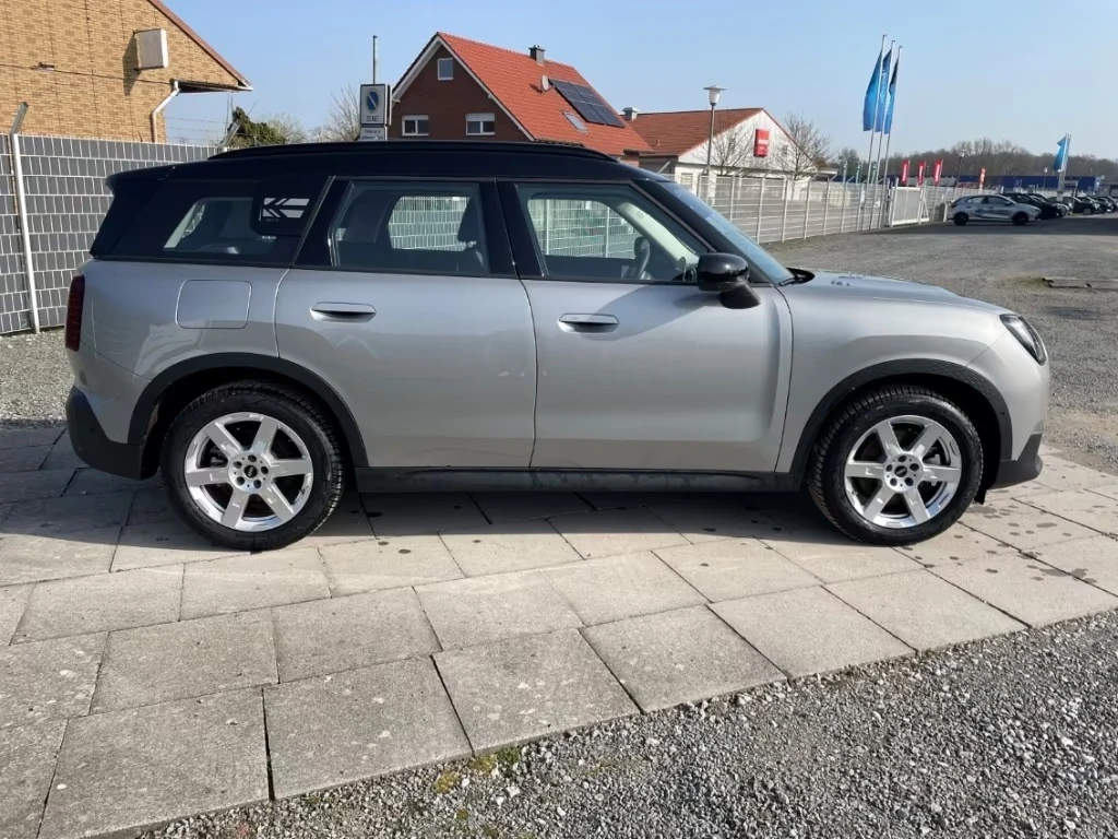 Mini Countryman S ALL 4 CLASSIC TRIM HEAD-UP H/K , снимка 3 - Автомобили и джипове - 53865470